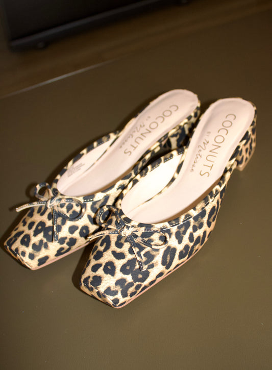 Geneva Tan Leo Leopard Slip Ons
