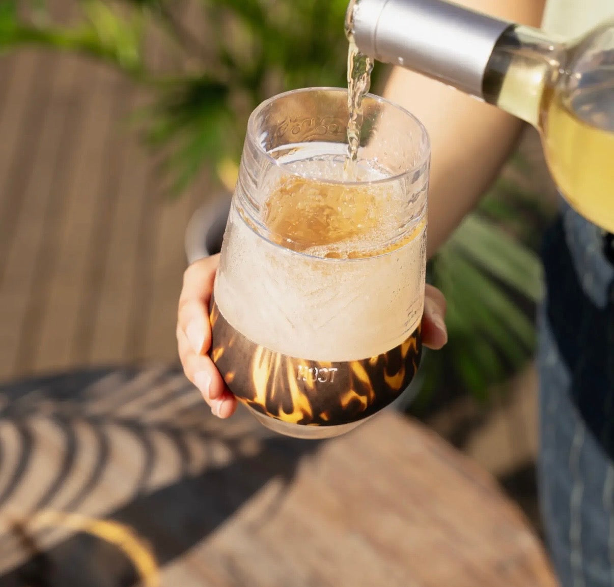 Wine Freeze Xl Cooling Cup in Tortoise