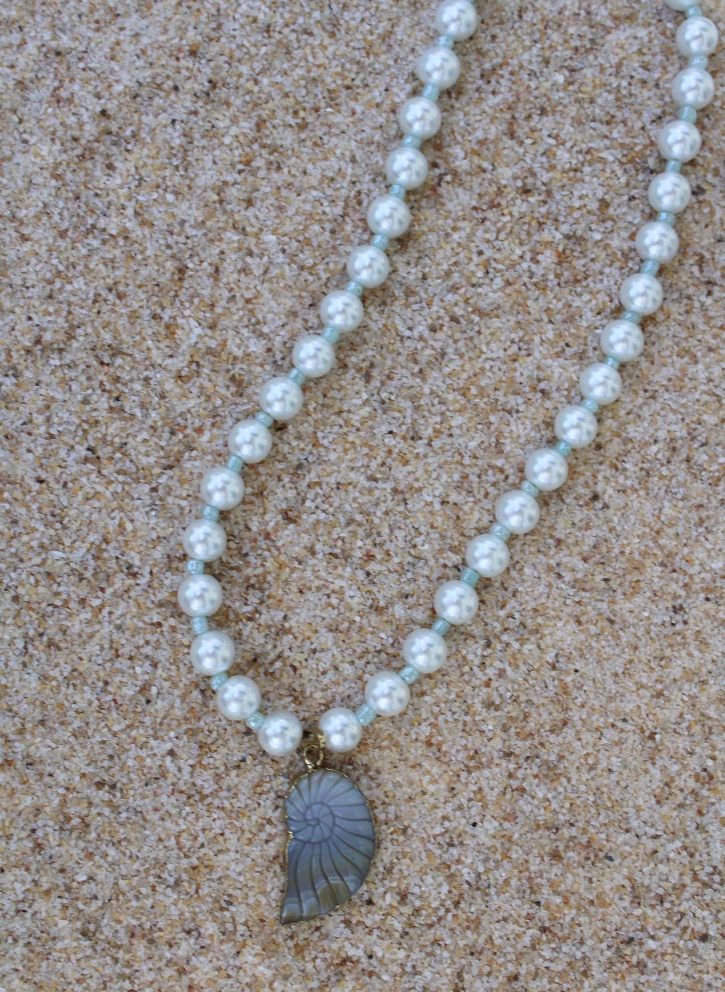 TUCK&CO Pearl Shell Necklace