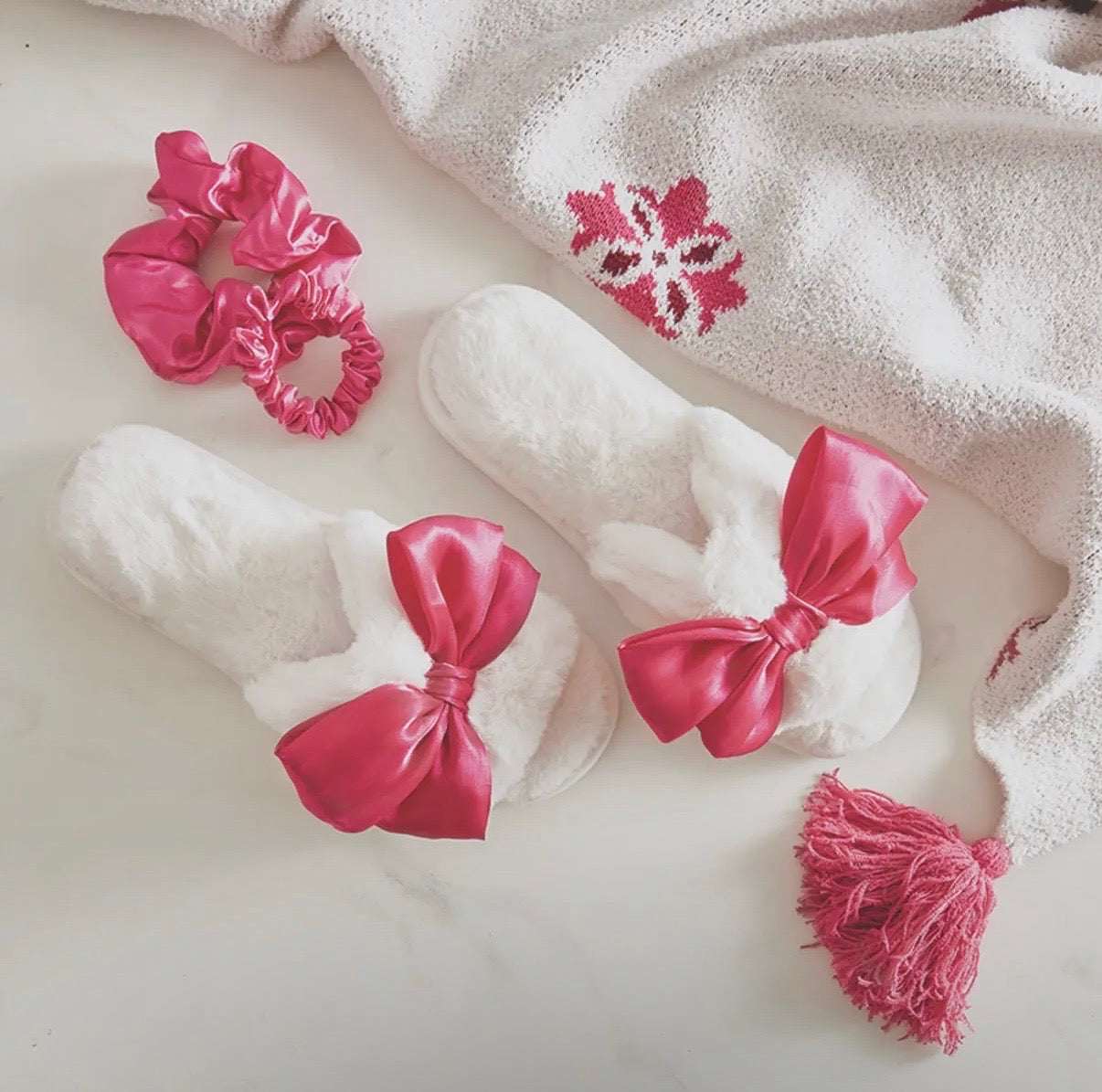 Hot Pink Bow Slippers