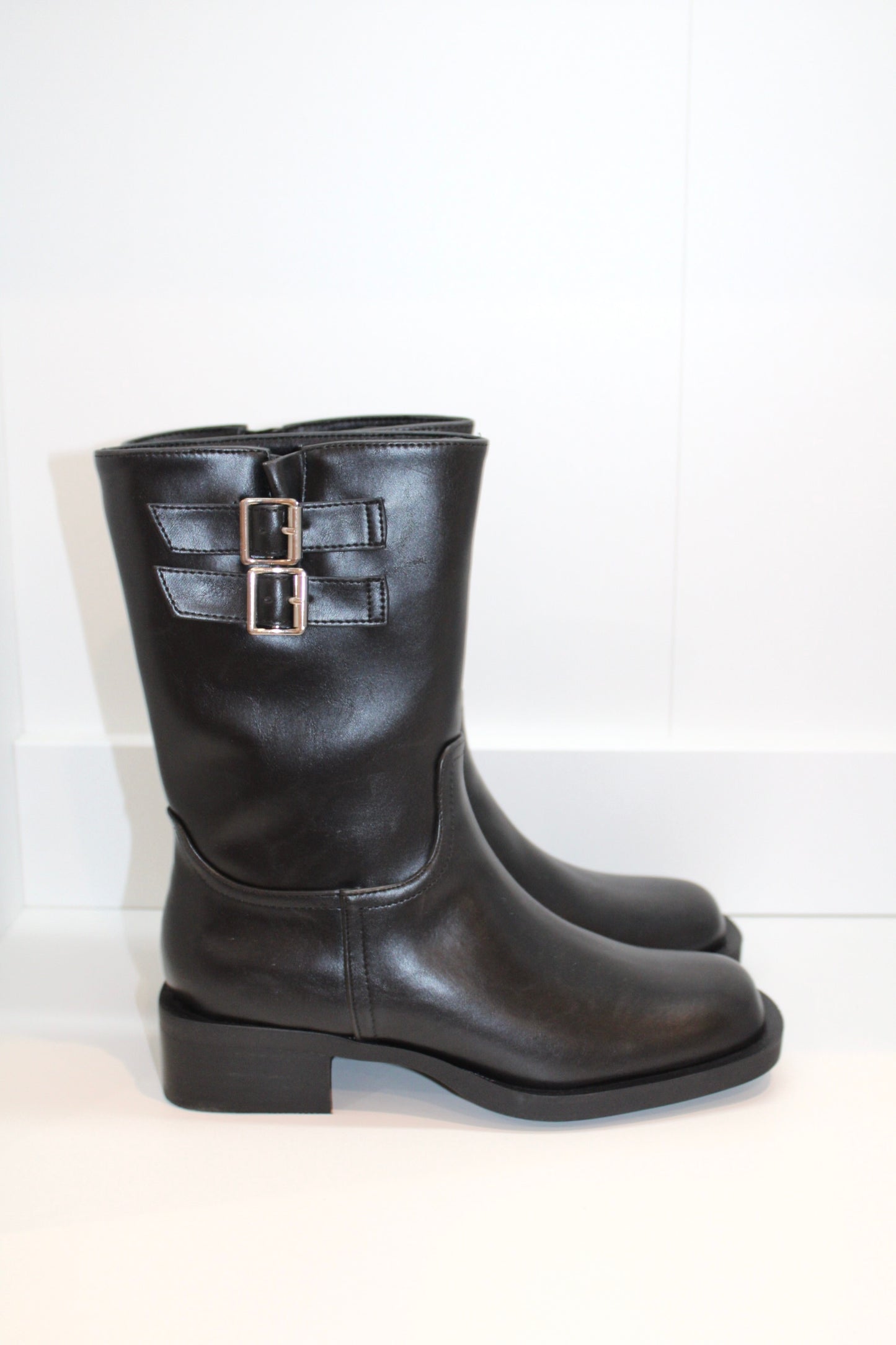 Basil Black High-line Ankle Boots