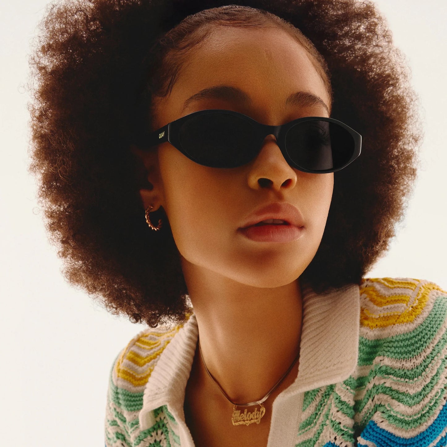 QUAY AURA POINTS BLACK SUNGLASSES