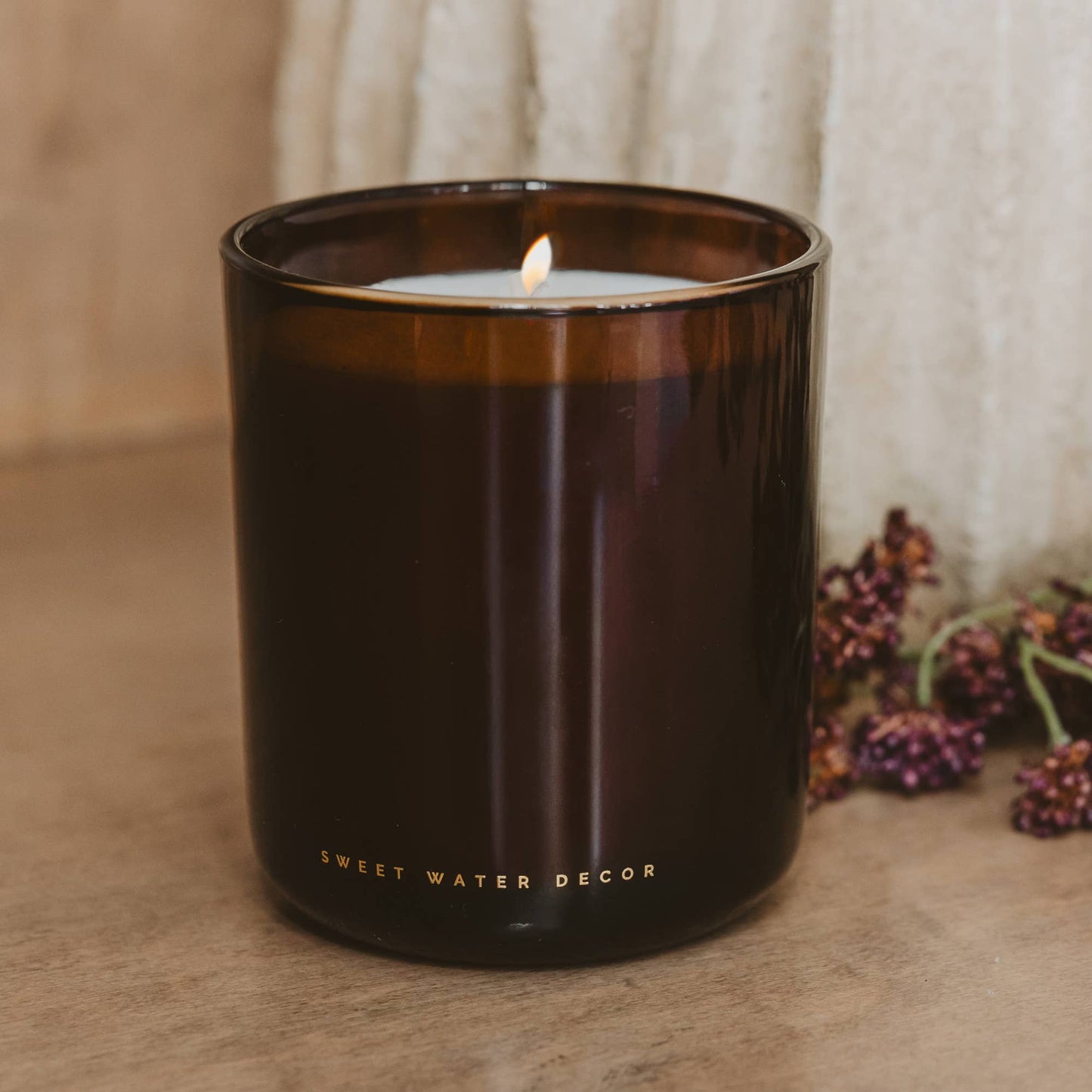 CINNAMON ROLLS 12OZ CANDLE