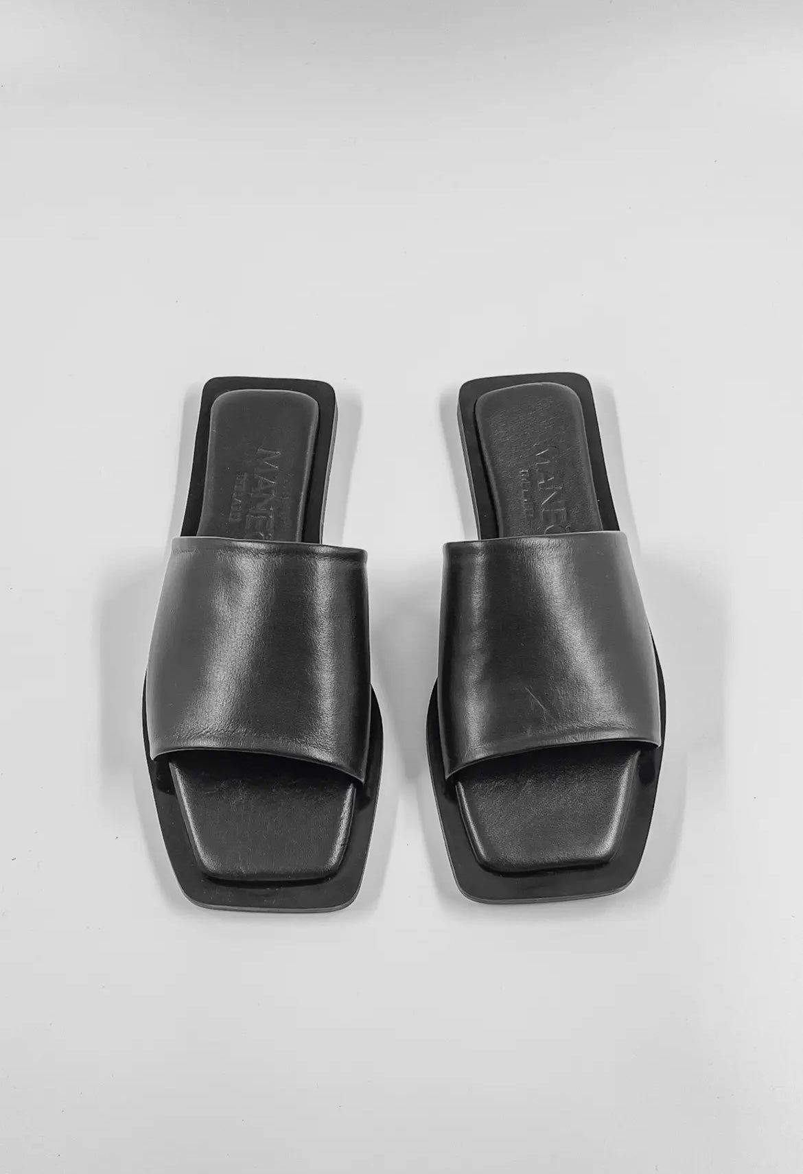 Italian Maneo Black Leather Lenny Slides